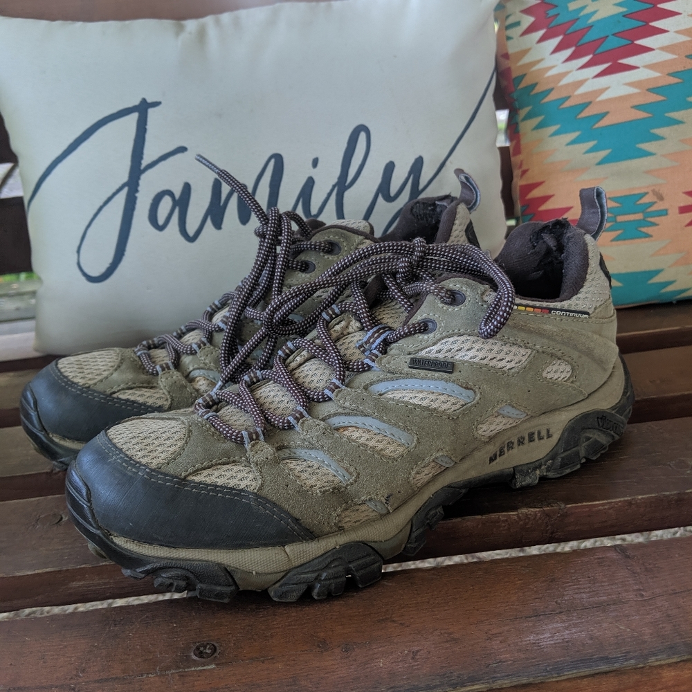 Merrell size 8